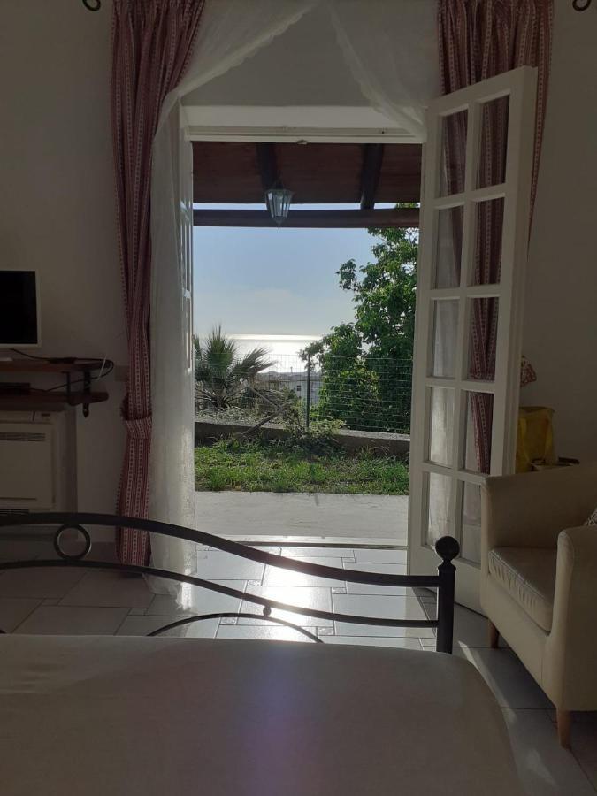 La Terrazzina Sul Tramonto Bed & Breakfast Forio  ภายนอก รูปภาพ