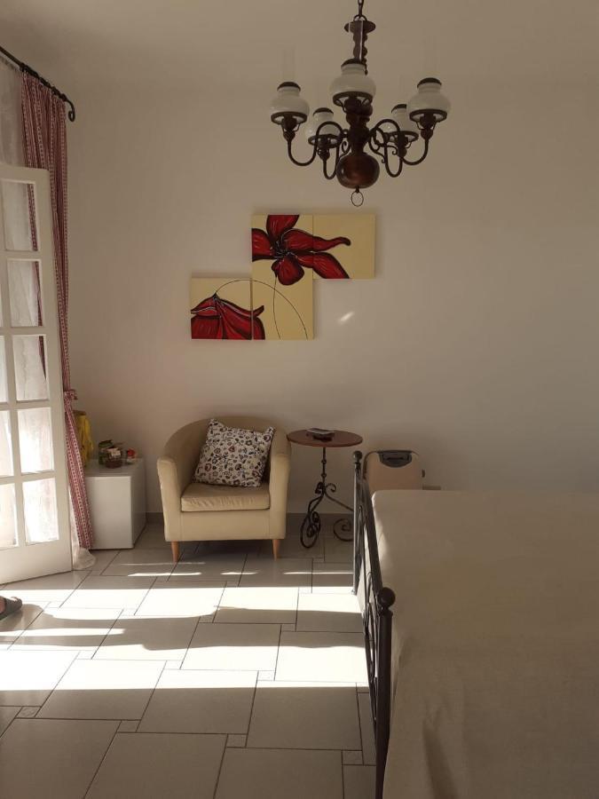 La Terrazzina Sul Tramonto Bed & Breakfast Forio  ภายนอก รูปภาพ