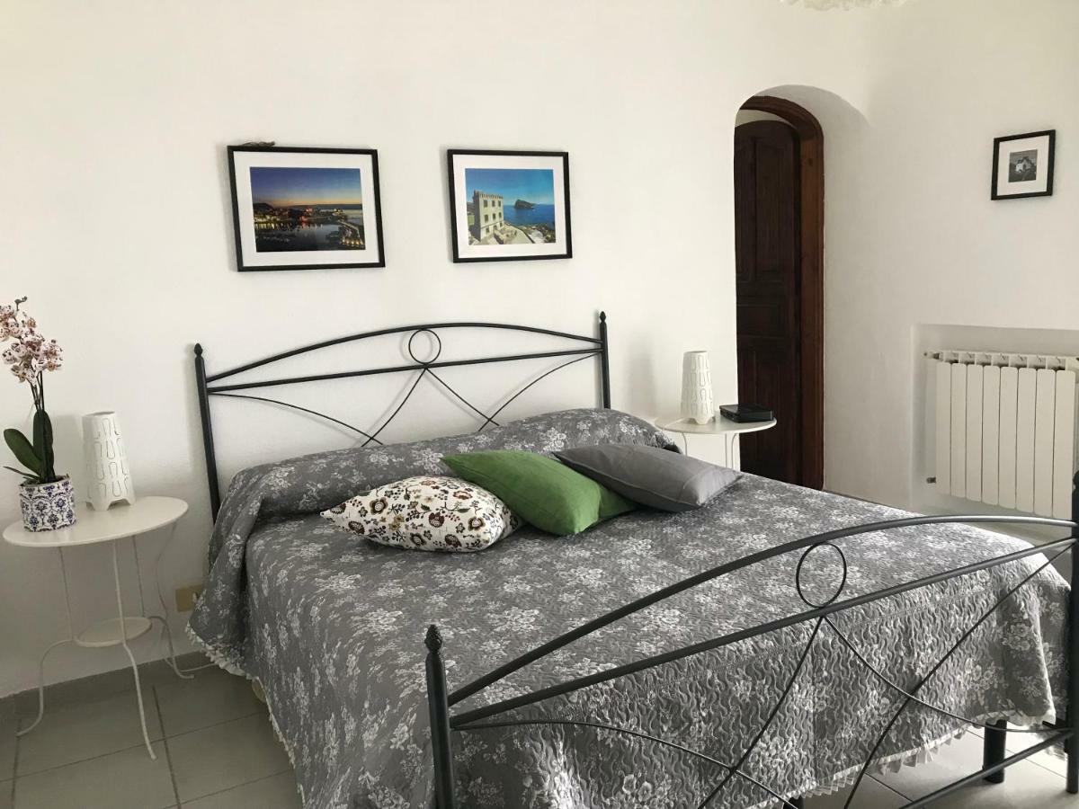 La Terrazzina Sul Tramonto Bed & Breakfast Forio  ภายนอก รูปภาพ